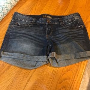 Decree jean shorts
